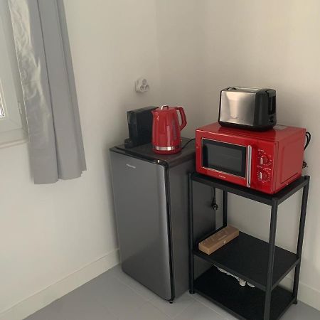 Studio Perfect For 2 Adults And 1 Kid, And Up To 2 Kids - Jourdain 20E, 25Mn To Louvre Via Line M11 Parijs Buitenkant foto